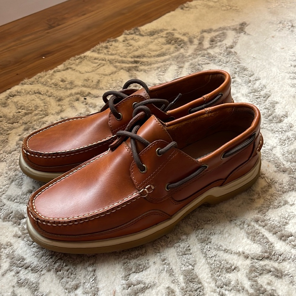 Cary Country NWOT Men's Leather loafers size 9 wide